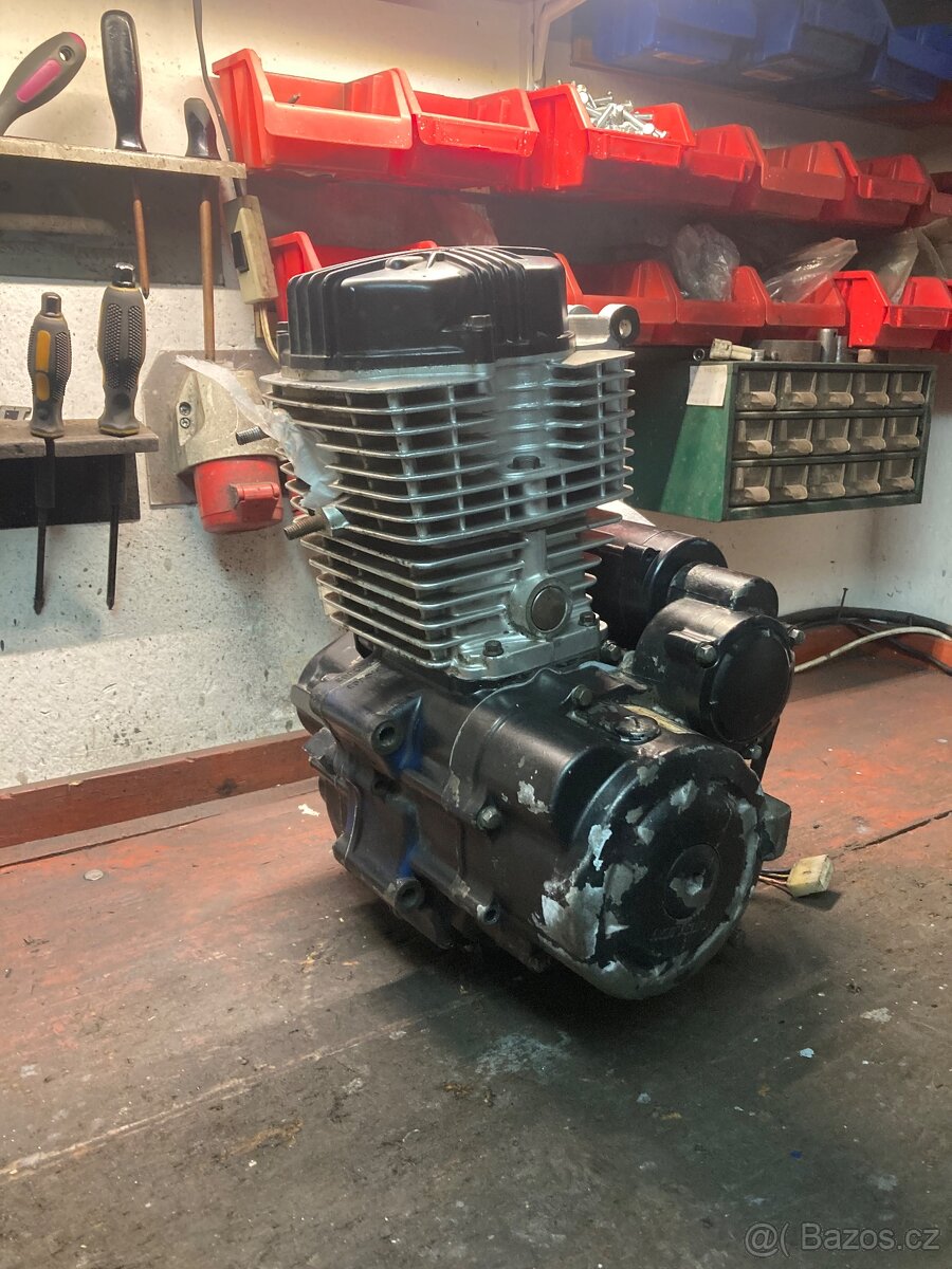 Motor 125ccm Loncin XM125