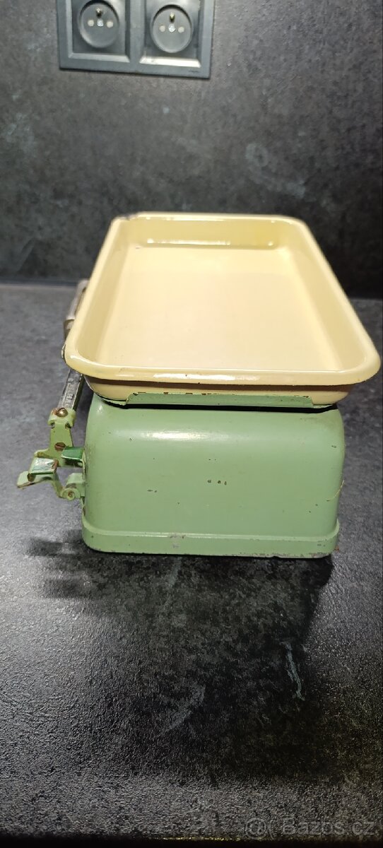 Stará stolní váha MIKAS - 3