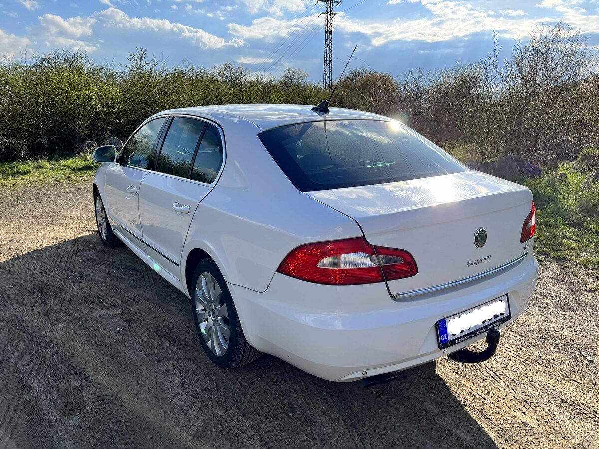 Škoda Superb II 2.0 TDI 125 kW DSG – béžová kůže, 2. majitel - 3
