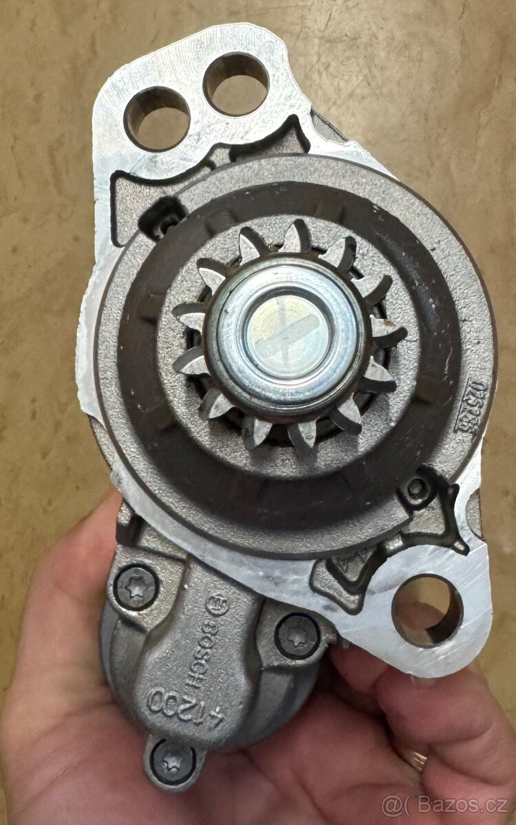 Prodám nový VW-Škoda startér 02M911024R Bosch - 3