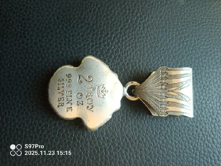 stříbrný přívěsek s řetízkem zlí klaun - 3