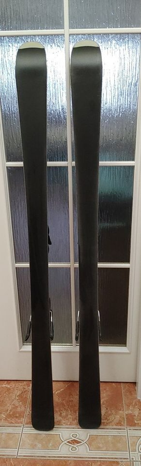 Velmi málo ježděné carvingové lyže Blizzard (jen pár jízd) - 3