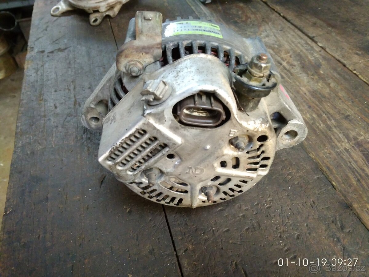 Toyota RAV4 SX10 2.0i-alternátor - 3