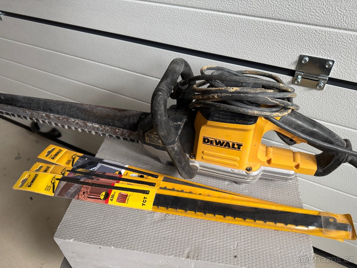 DEWALT Aligator DWE397-QS - 3
