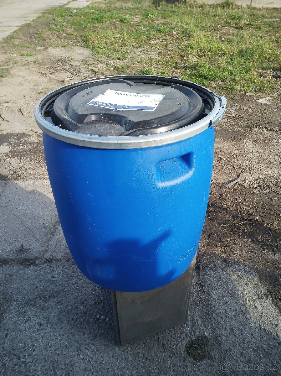 Plastový sud 120 Litrů( přesně nezjištěno) - 3