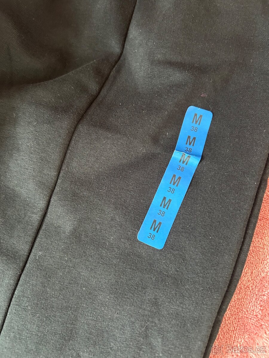 Černé tepláky M - 3