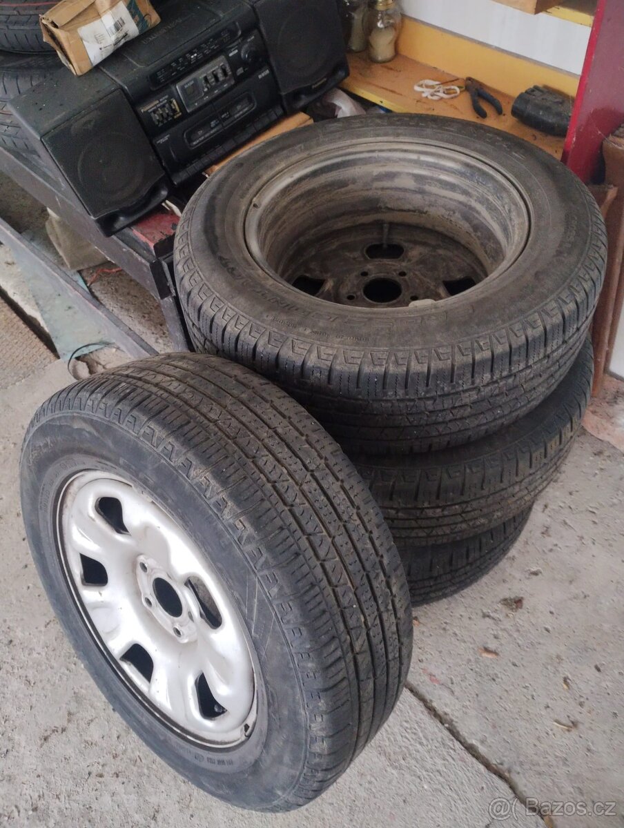 Disky s pneu Dacia Duster - 3