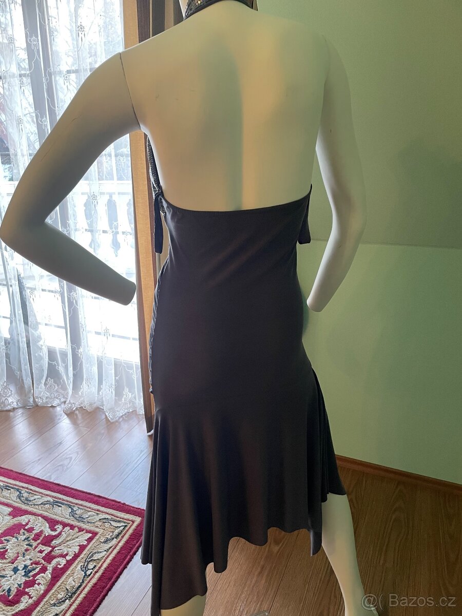 Krásné šedé společenské šaty - 3