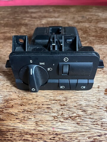 Vypínač světel BMW E46 Xenony - 3