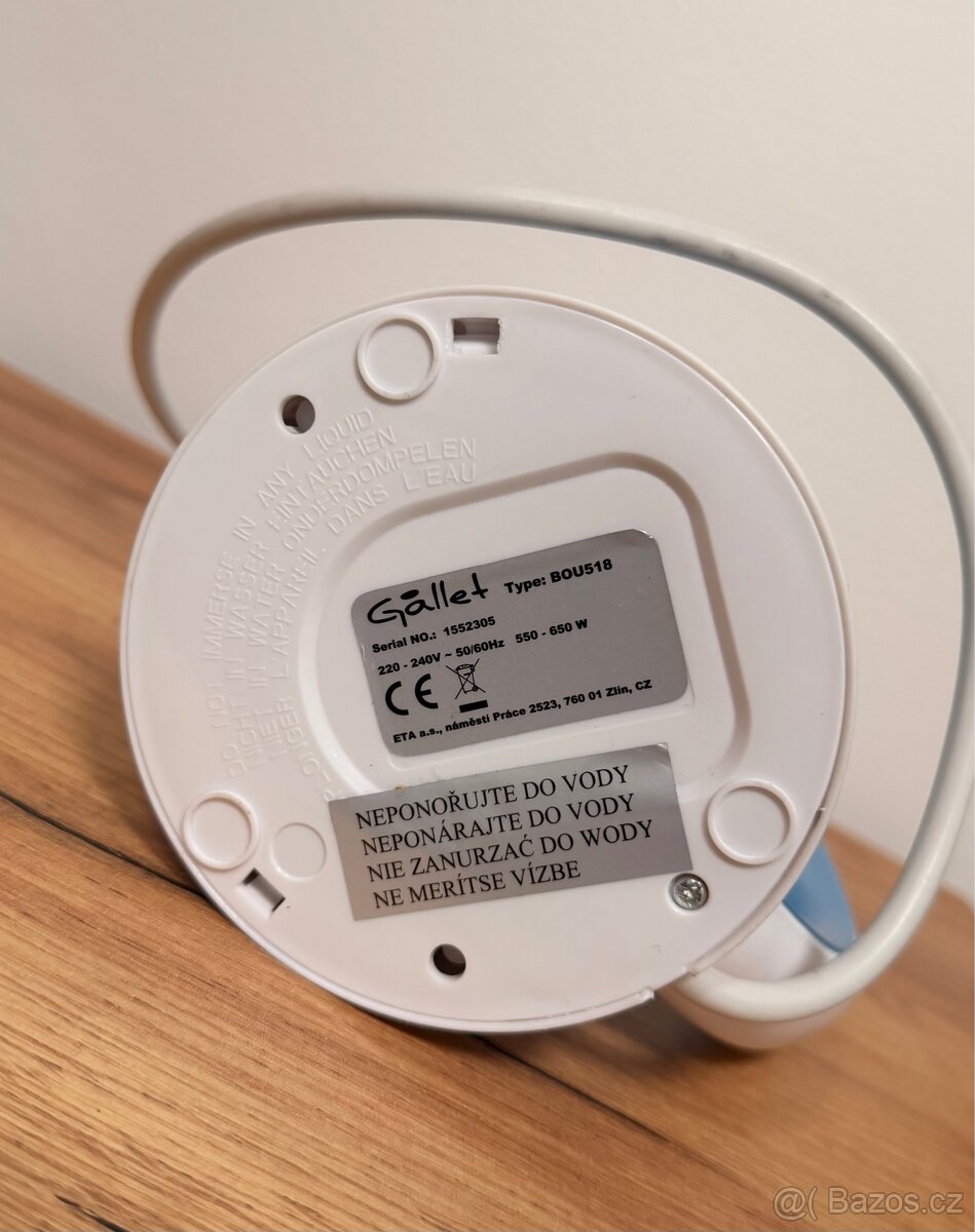 Malá cestovní rychlovarná konvice - 3