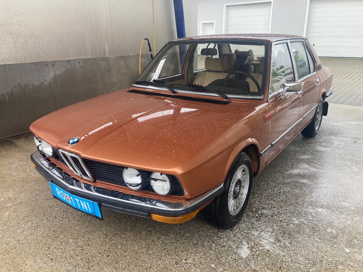 BMW e12 520i 1977 vzácný model - 3