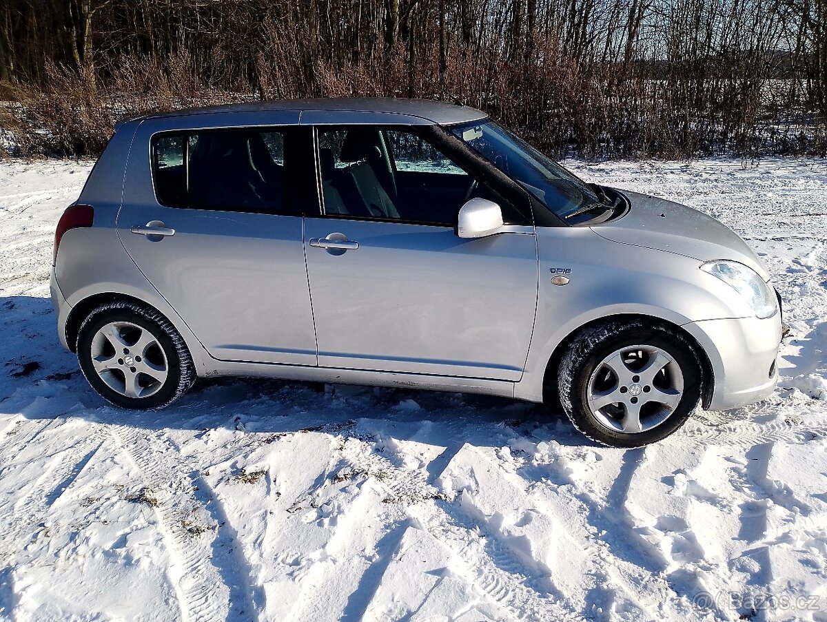 Suzuki Swift 1.3 DDiS - 3