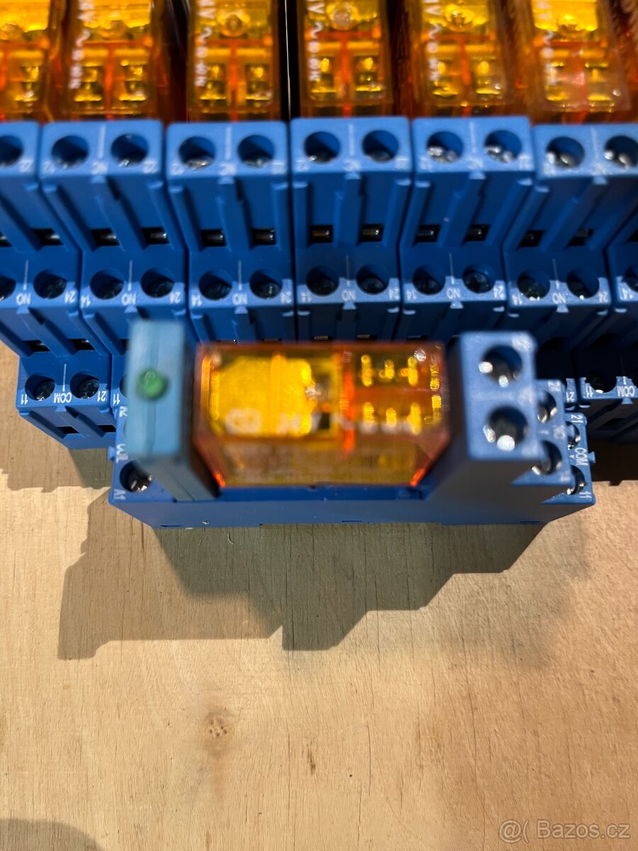 Relé Finder, 24 VAC - 3