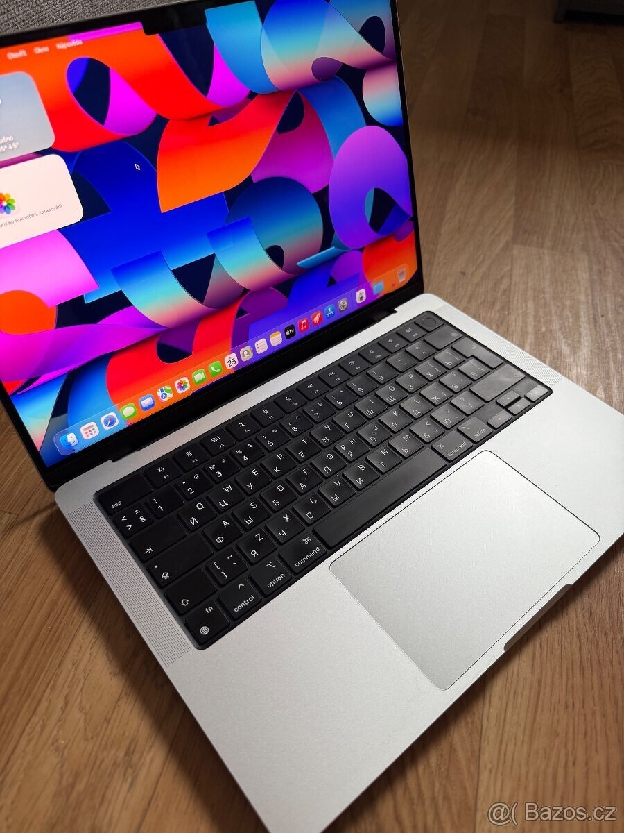 MacBook Pro 14” M3 8/512GB Silver - 3