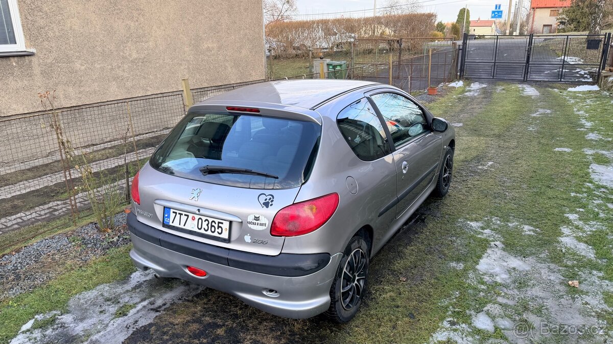 Peugeot 206 - 3