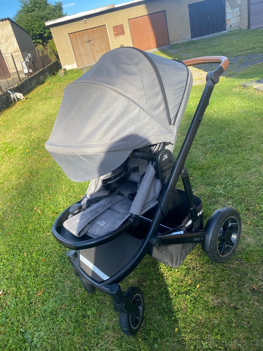 Prodám kočárek Britax - 3