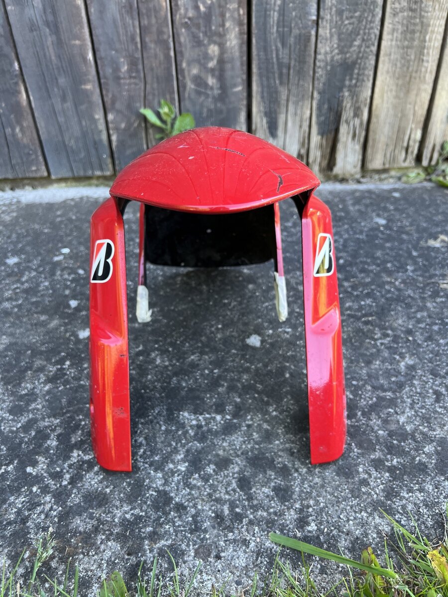 Přední blatník, Suzuki Gsxr 750 k6 - 3