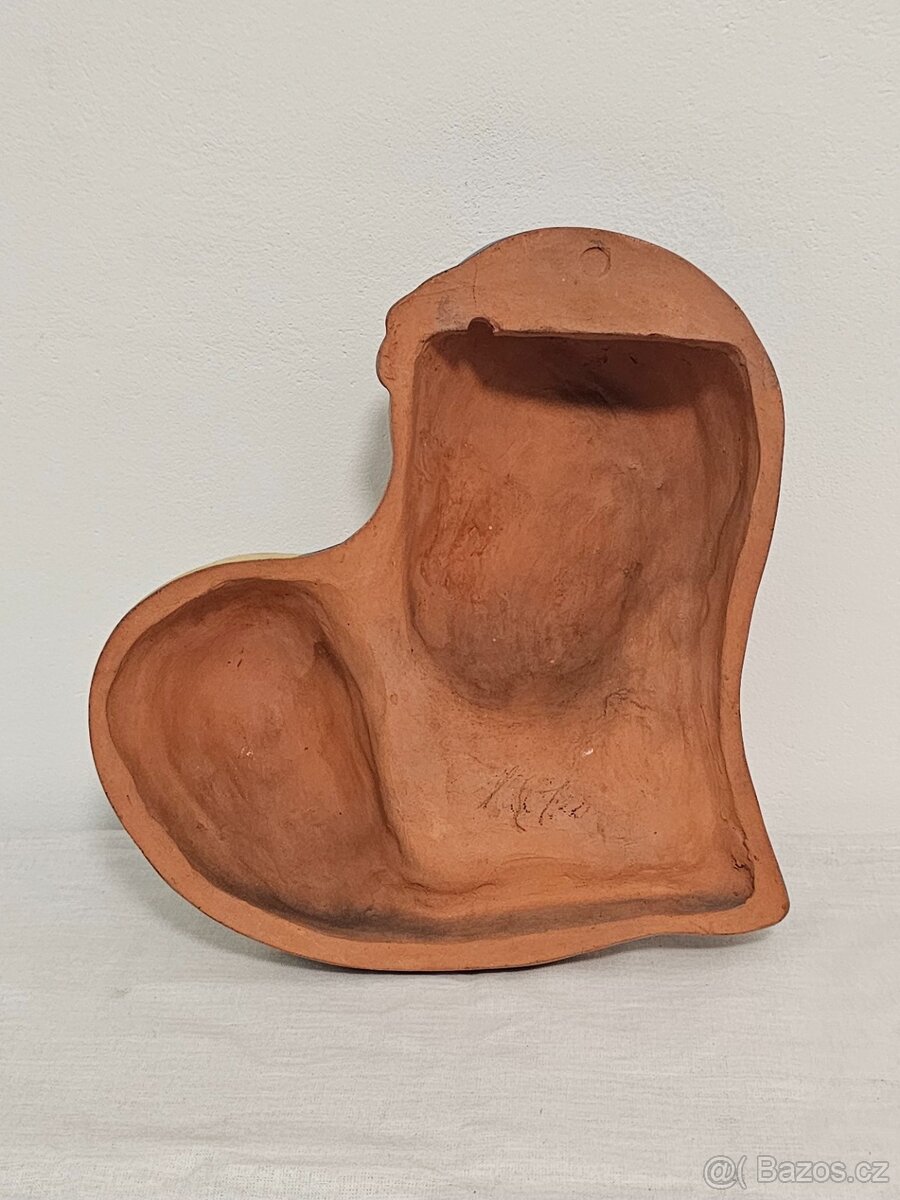 Stará keramická plastika panny Marie a dítěte - 3