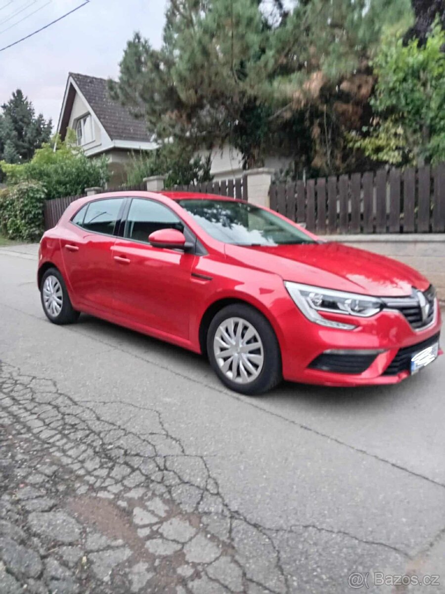 Renault Megane 1.3 75KW rok 2019 14700km - 3