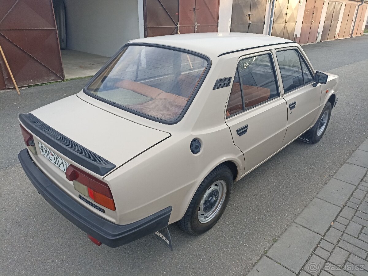 prodám Škoda 105l - 3