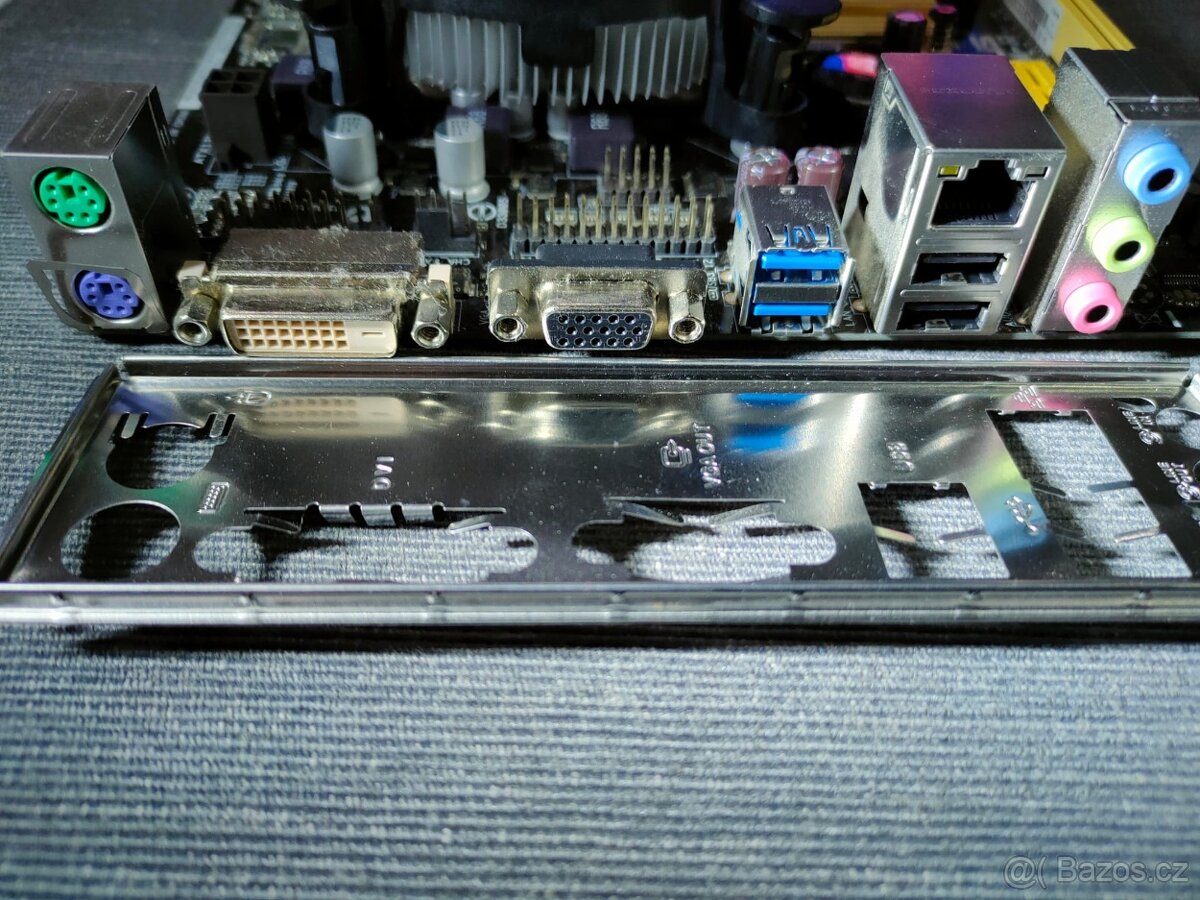 Základní deska motherboard ASUS H81M-R + i3 4370 - 3