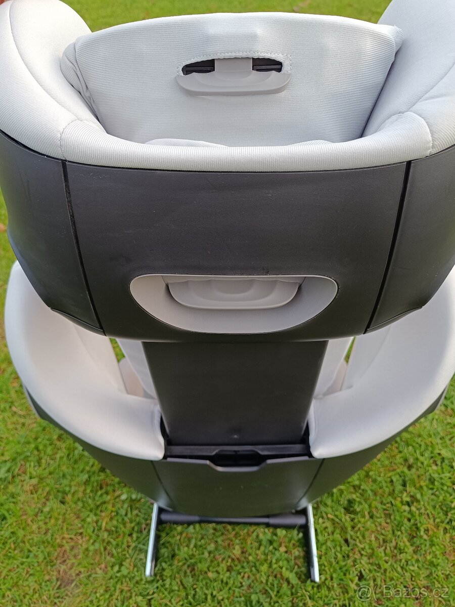 Dětská autosedačka Cybex Solution S2 i-Fix - 3