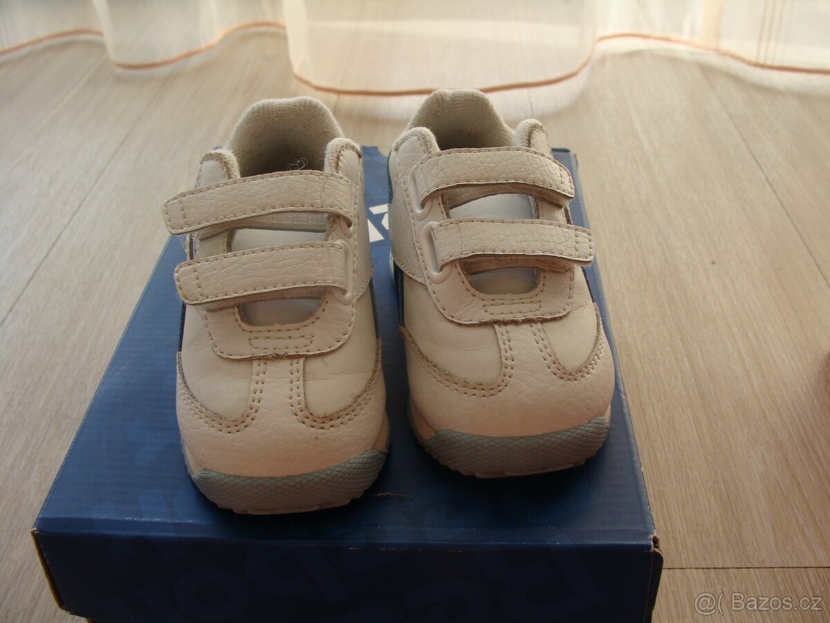 Kožené boty zn. Reebok, vel.20 - 3