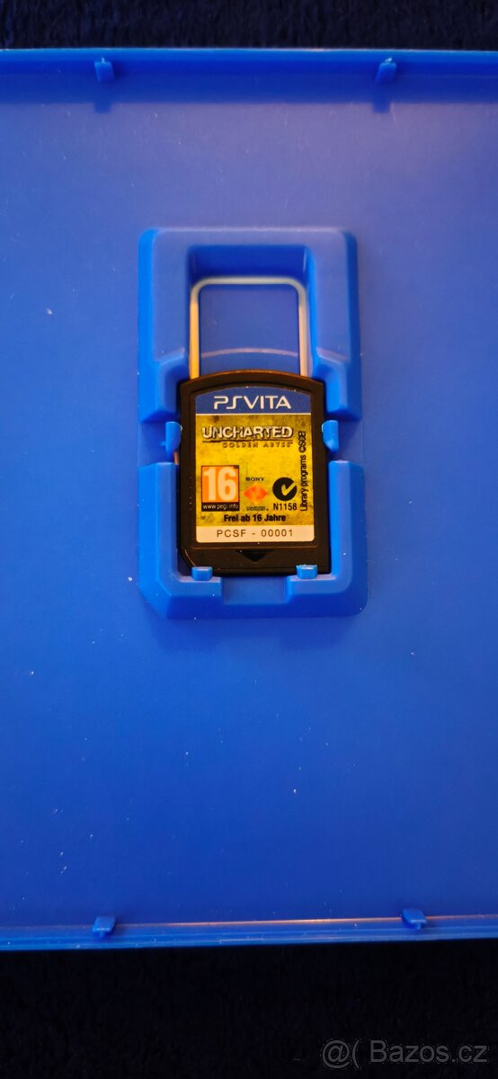 Uncharted Golden Abyss - Ps Vita - 3