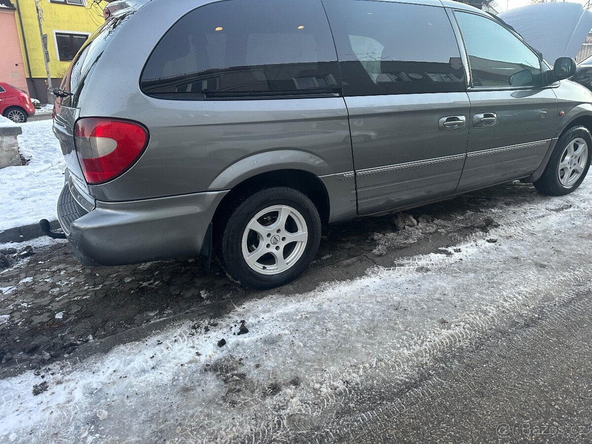 Chrysler grand voyager - 3