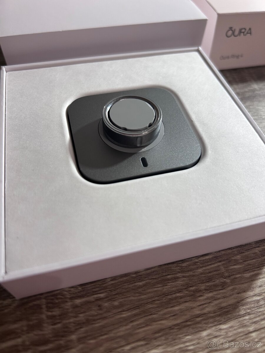 Oura Ring 4 Silver velikost 9 - 3