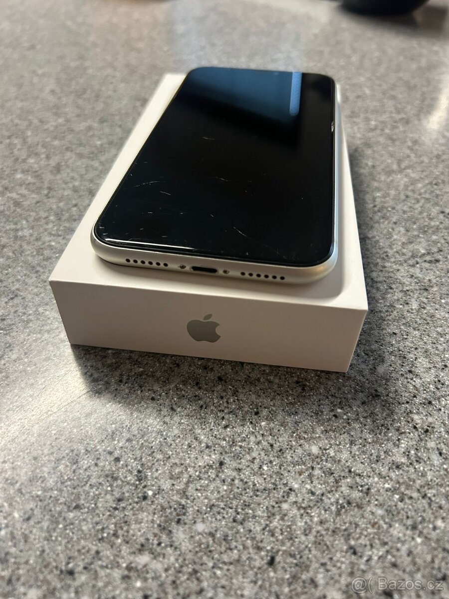 APPLE IPHONE 11 64 GB BÍLÝ, SKVĚLÝ STAV - 3