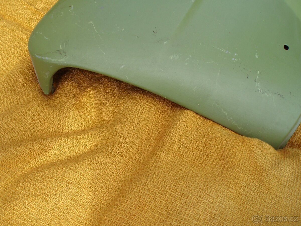 Š 100 - zadní blatníky - 3