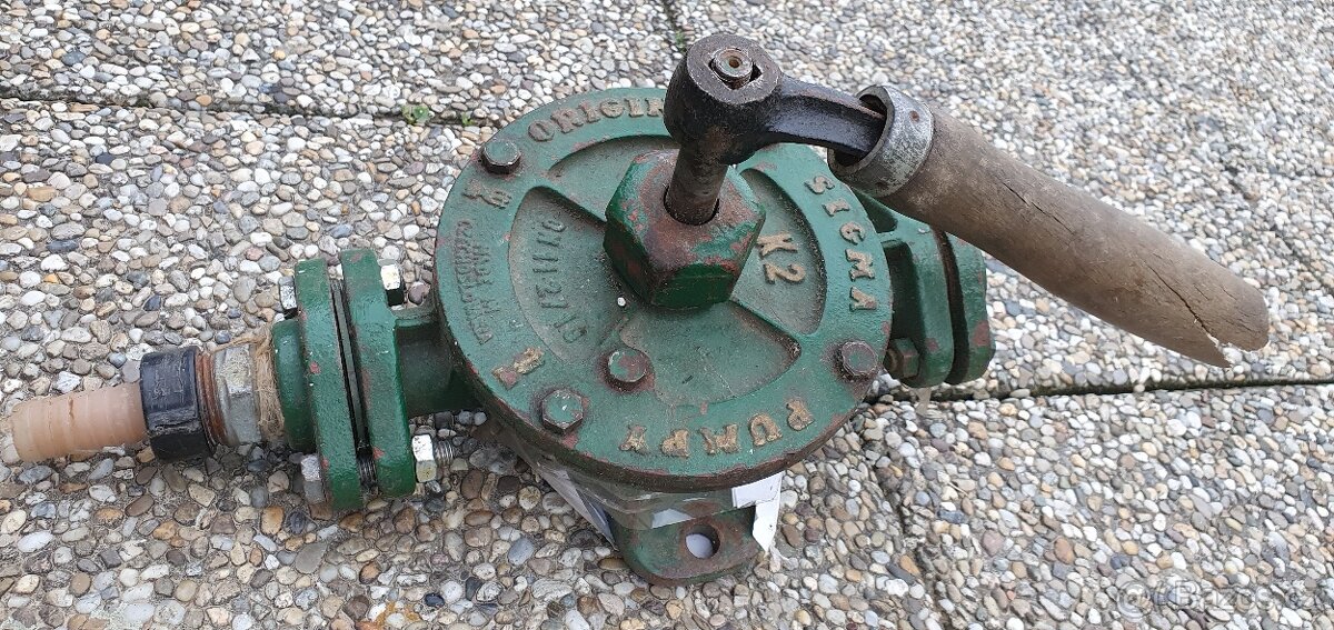 Křídlové ruční čerpadlo Sigma K2 - 3