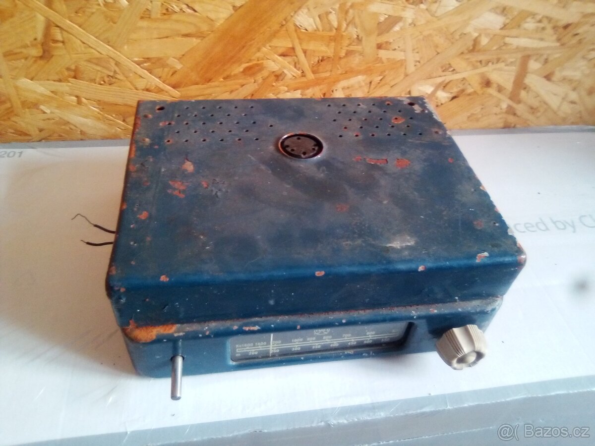 AUTORÁDIO TESLA - 3