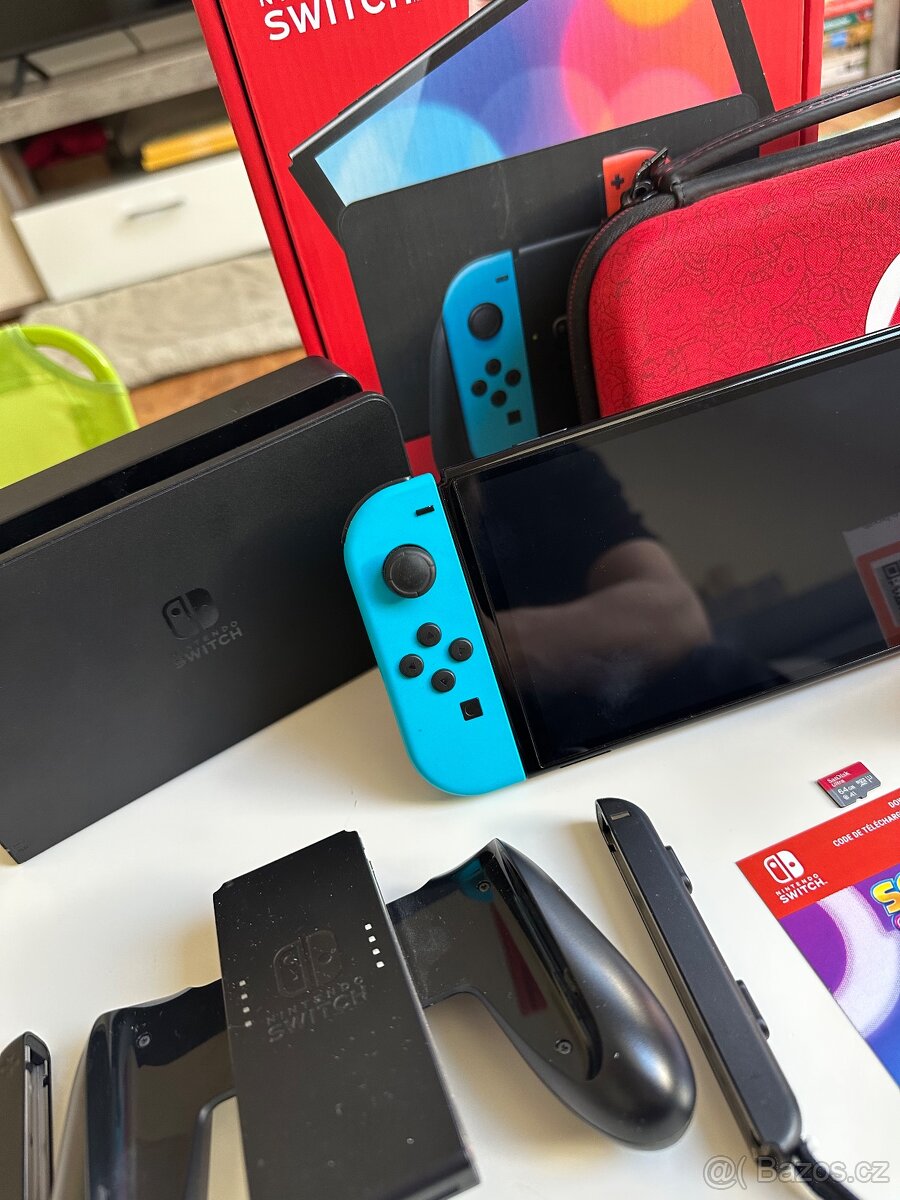 Nintendo switch Oled - top stav v záruce - 3
