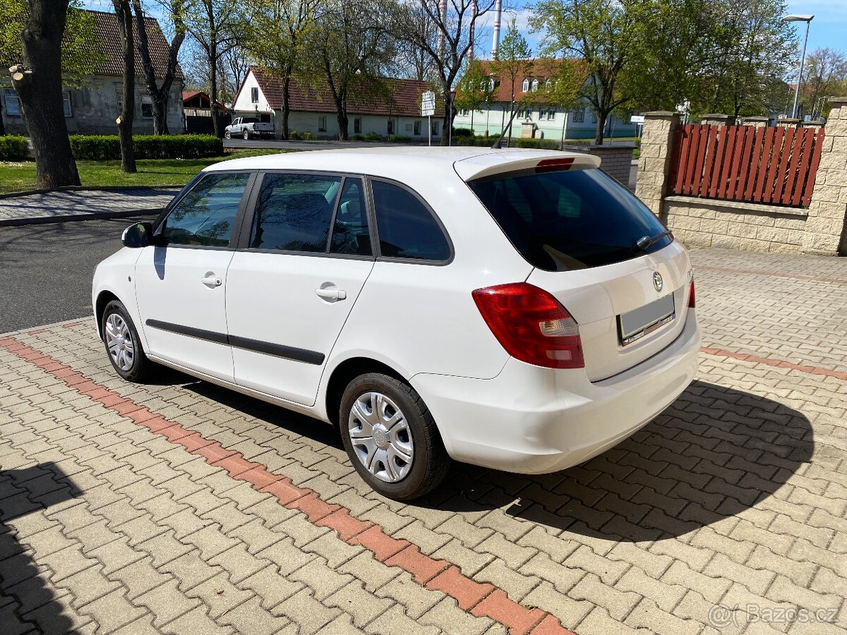 ŠKODA FABIA COMBI 2012 - 3