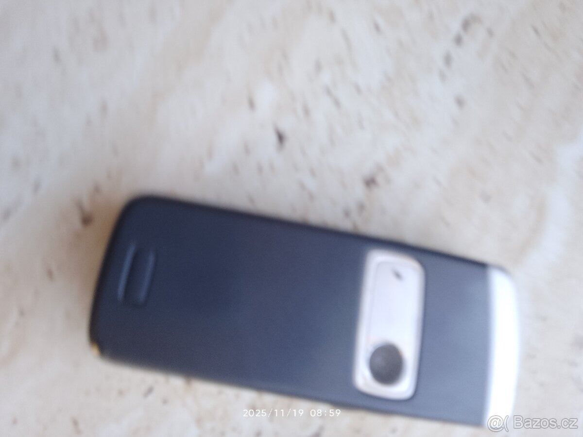 Prodám mobilní telefon - 3