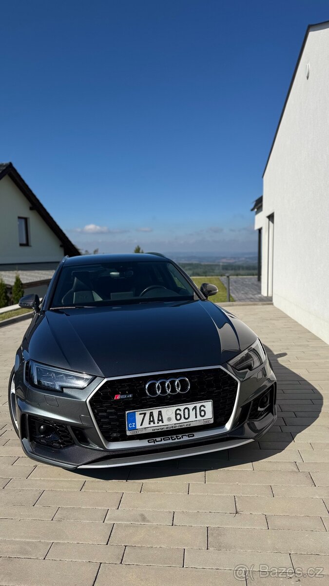 Audi RS4 Avant, AUDI RS4 MAX výbava, KARBON - 3