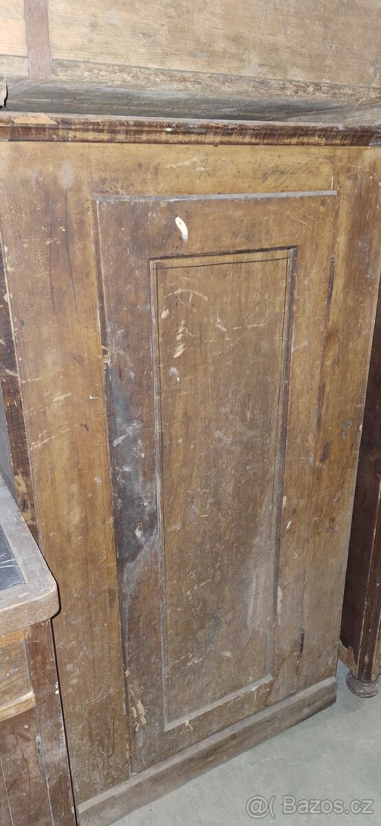 skleník, špajzka, komoda - 3