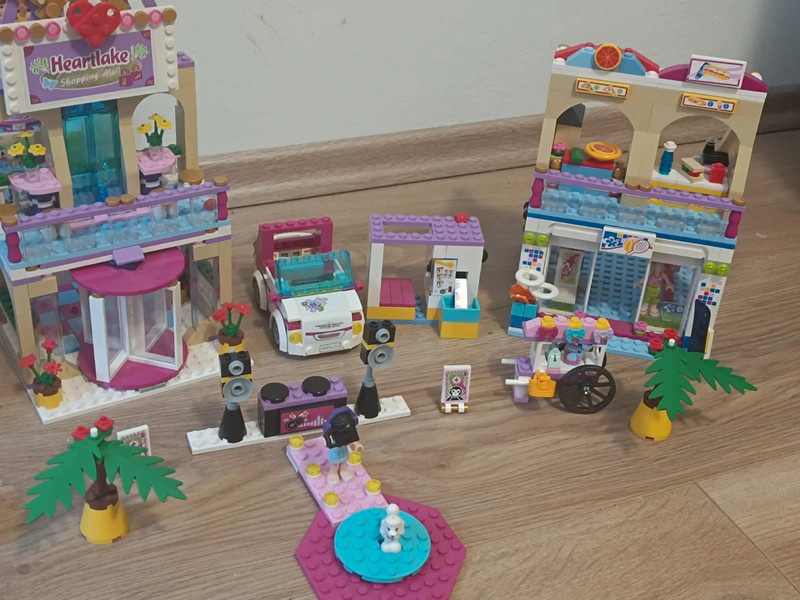 LEGO Friends 41058 Obchodní zóna Heartlake - 3