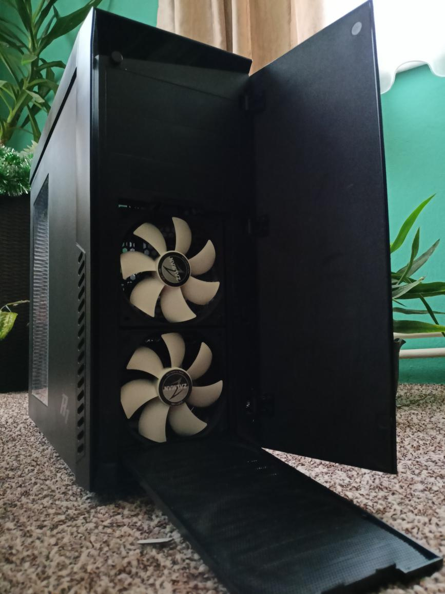 ATX skříň Zalman R1 - 3x 120mm fan | Midi Tower | Pěkný stav - 3