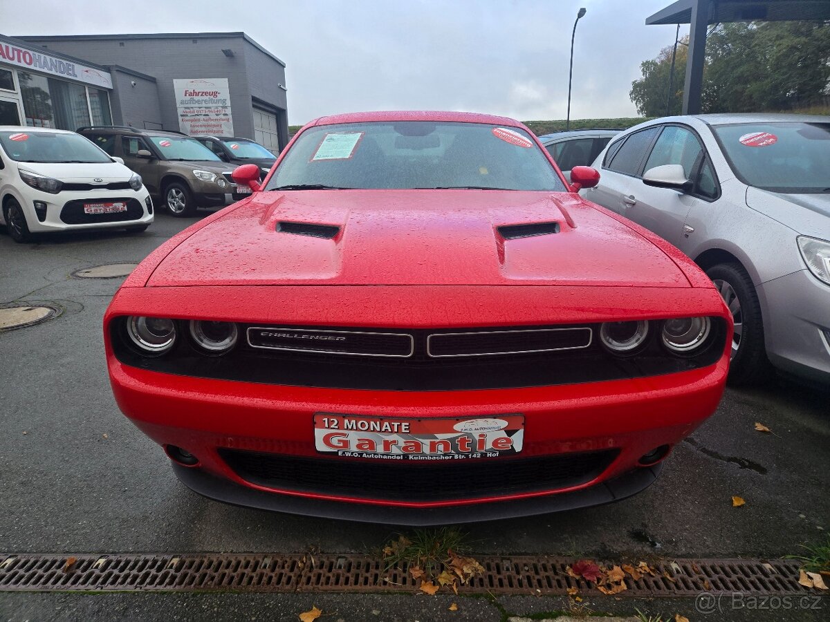 Dodge Challenger SXT 3.6L 24 V kupé Originál 3180 km - 3