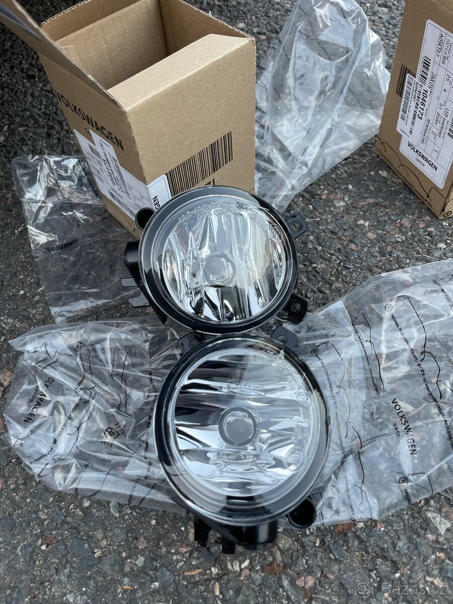 Pravý a levý přední halogenový mlhový světlomet - Škoda - 3