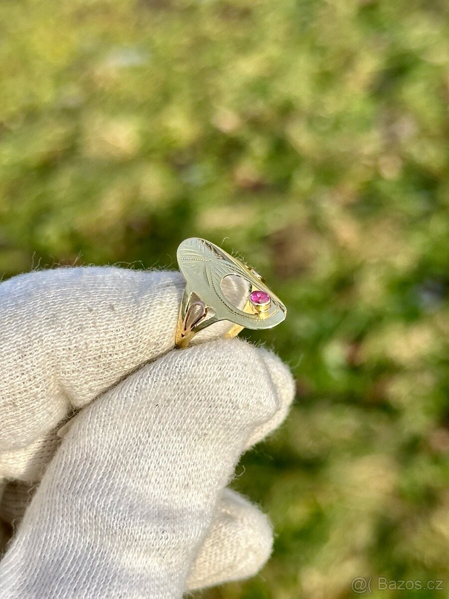 Zlatý prsten 1,66g - 3