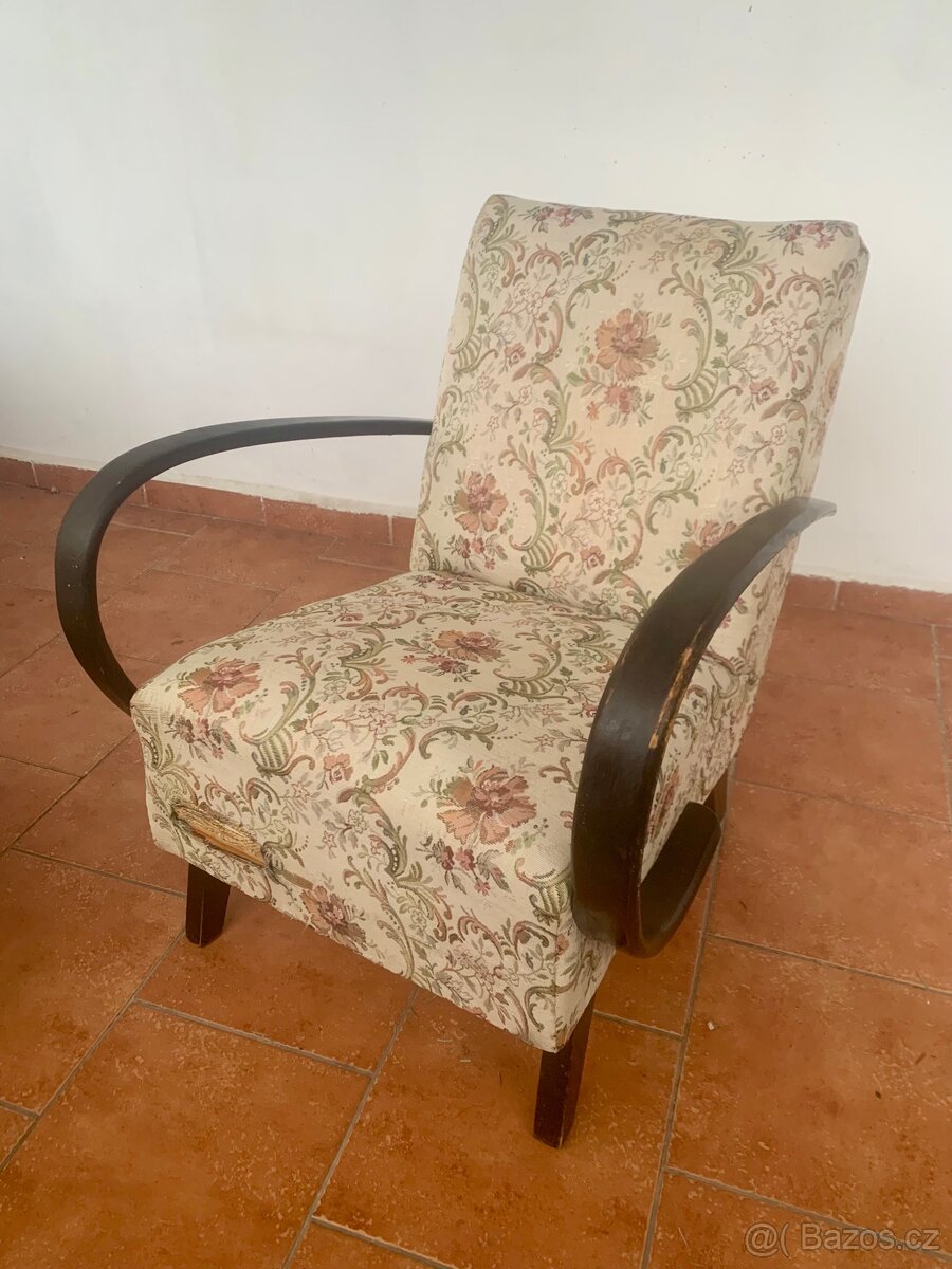 Sestava TON, design ve stylu Halabala, 50.–60. léta - 3