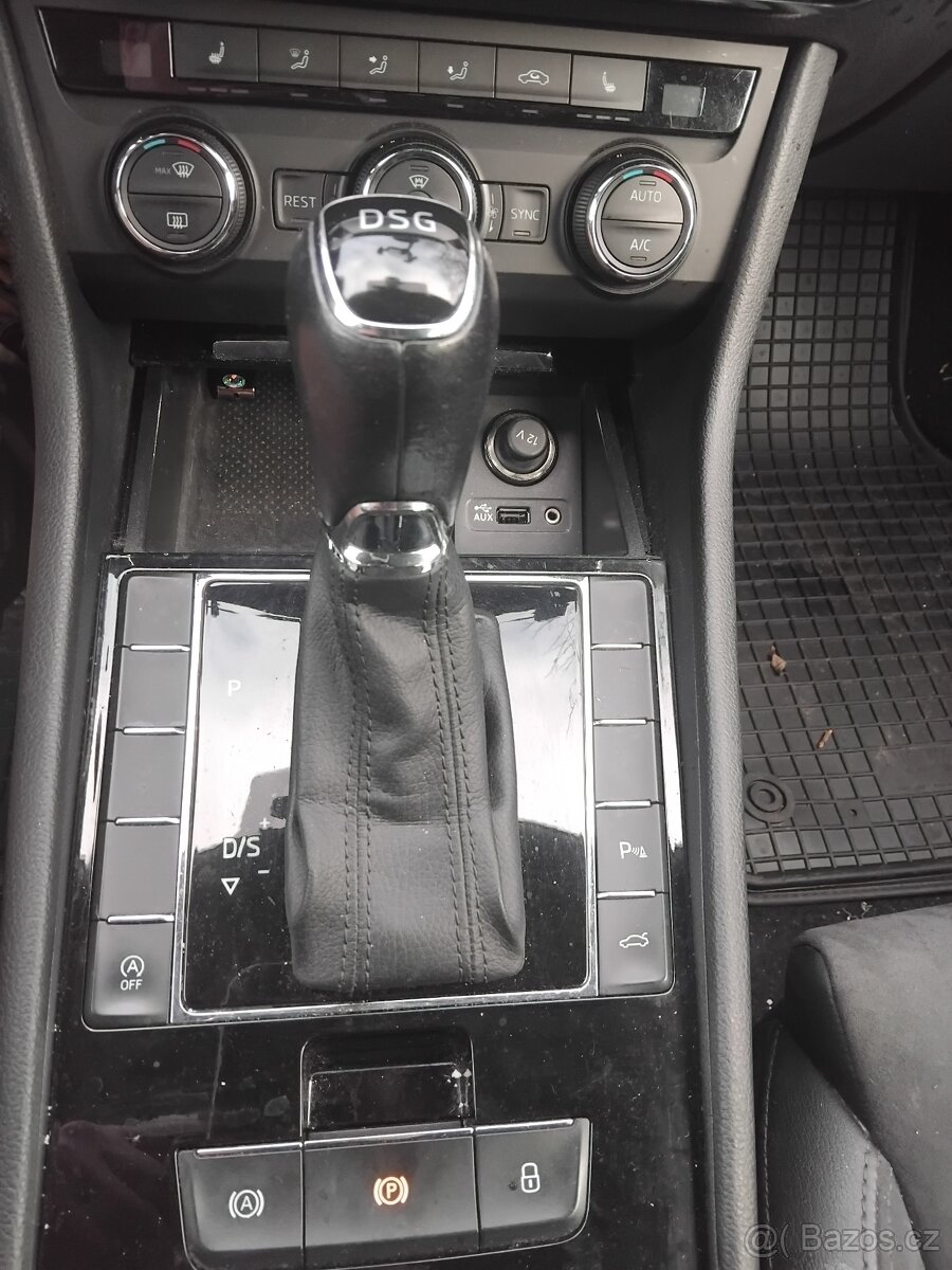 Škoda superb 3.1.8 tsi - 3