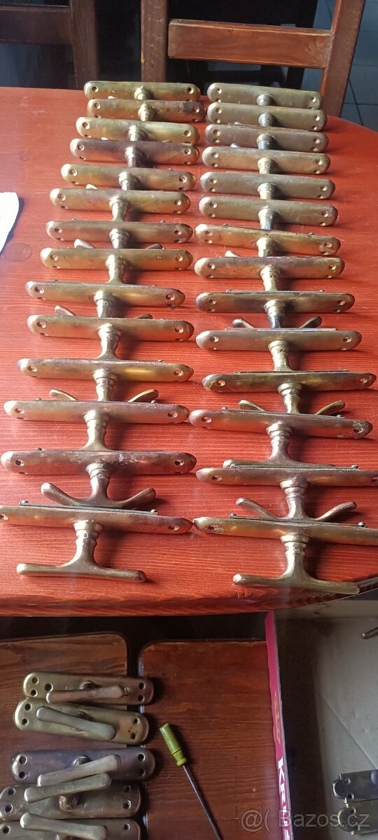 Mosazné kování ,kliky kličky - 3