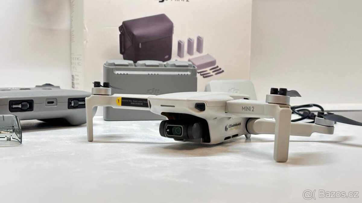 DJI Mini 2 Fly More Combo - 3