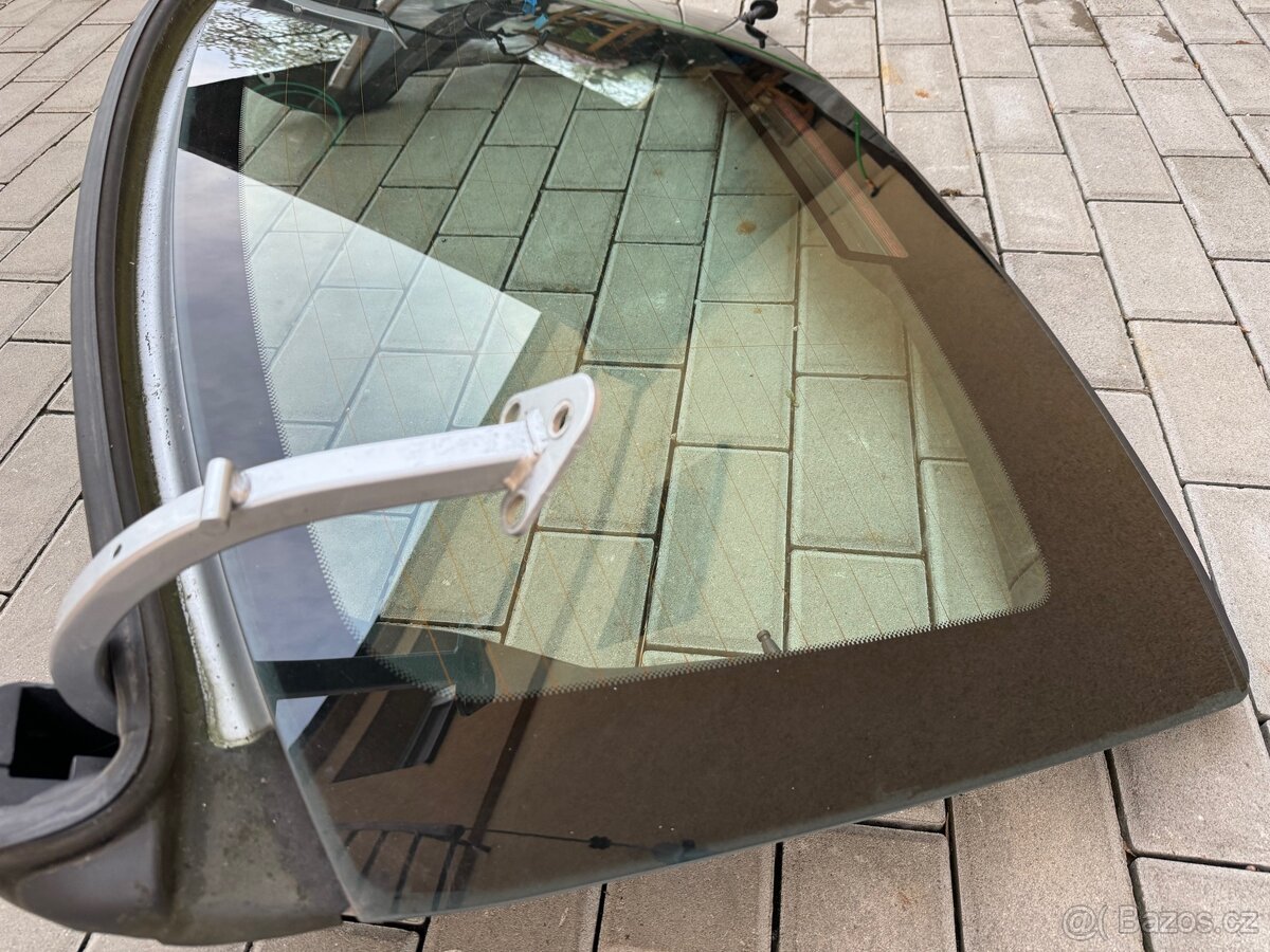 Superb 2 - zadní okno / zadní sklo - stříbrné - 3