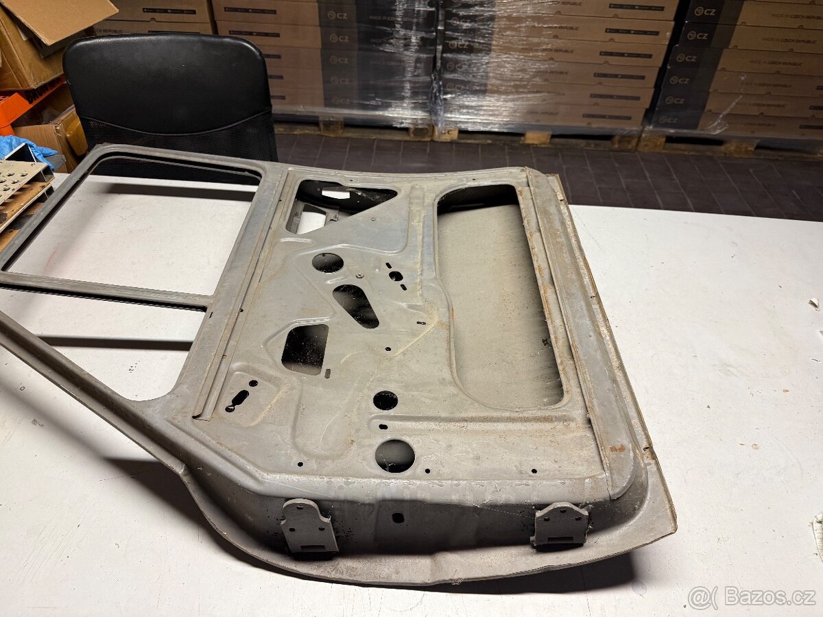 Přední dveře Š100 - 3